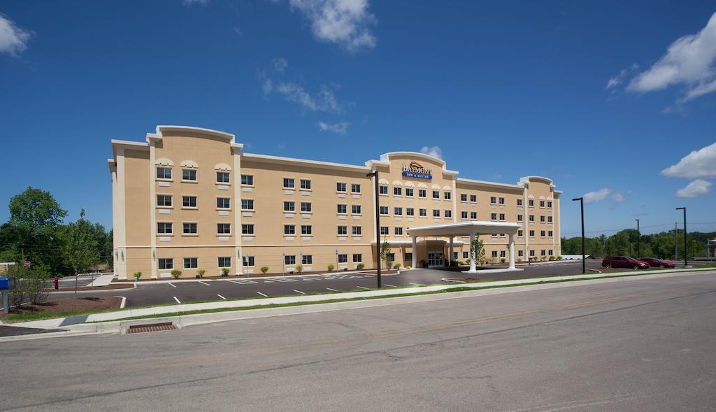 Baymont By Wyndham Erie Hotel Exterior photo